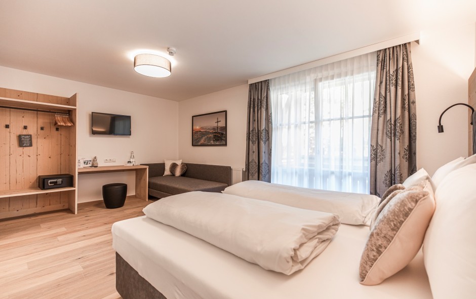 Zimmer Emmy Double Medium in der Emmy Lodge, im Hotel Resl in Flachau